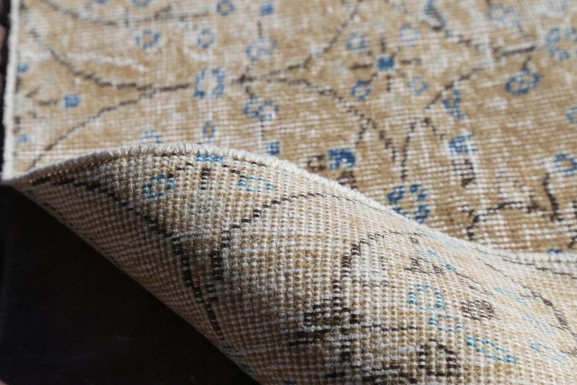 photo furniture Turkish Rug. Vintage Area Rug, Oushak Rug, Bohemian Rug, Floral Rug, Home Decor, Rug, Carpet, Wool Rug, Beige Rug, Kitchen Rug