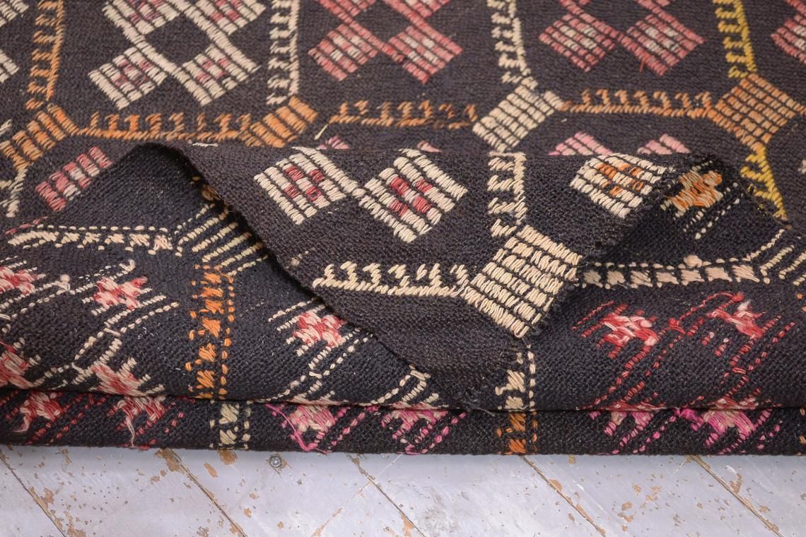 photo furniture Flatweave Rug, 5x9.6, Kilim, Oushak Rug, Rugs, Turkish Rug, Vintage Rug, Geometric Rug, Kilim Rug, Area Rug, Handmade Rug, Boho Rug, Decor