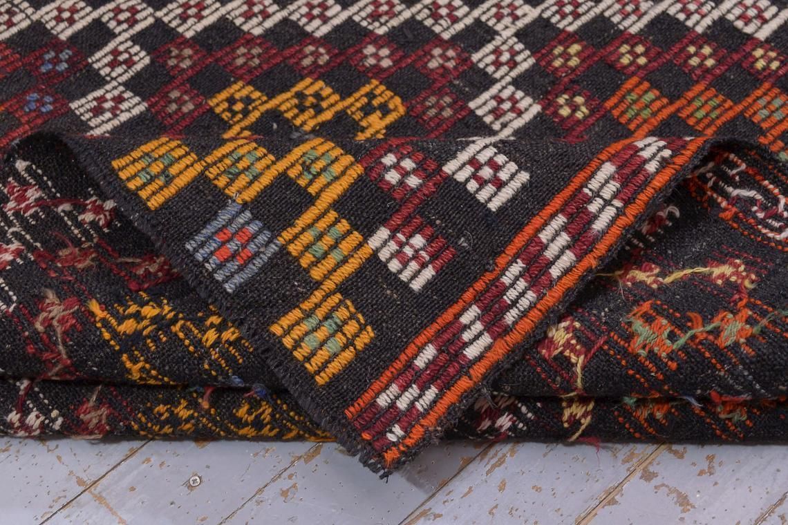 photo furniture Turkey Rug, 5.7x10.5 Ft, Turkish Rug, Kilim Rug, Turkish Kilim Rug, Turkish Rug, Kilims, Vintage Rug, Rug, Turkish Kilim, Rug Kilim, Rugs