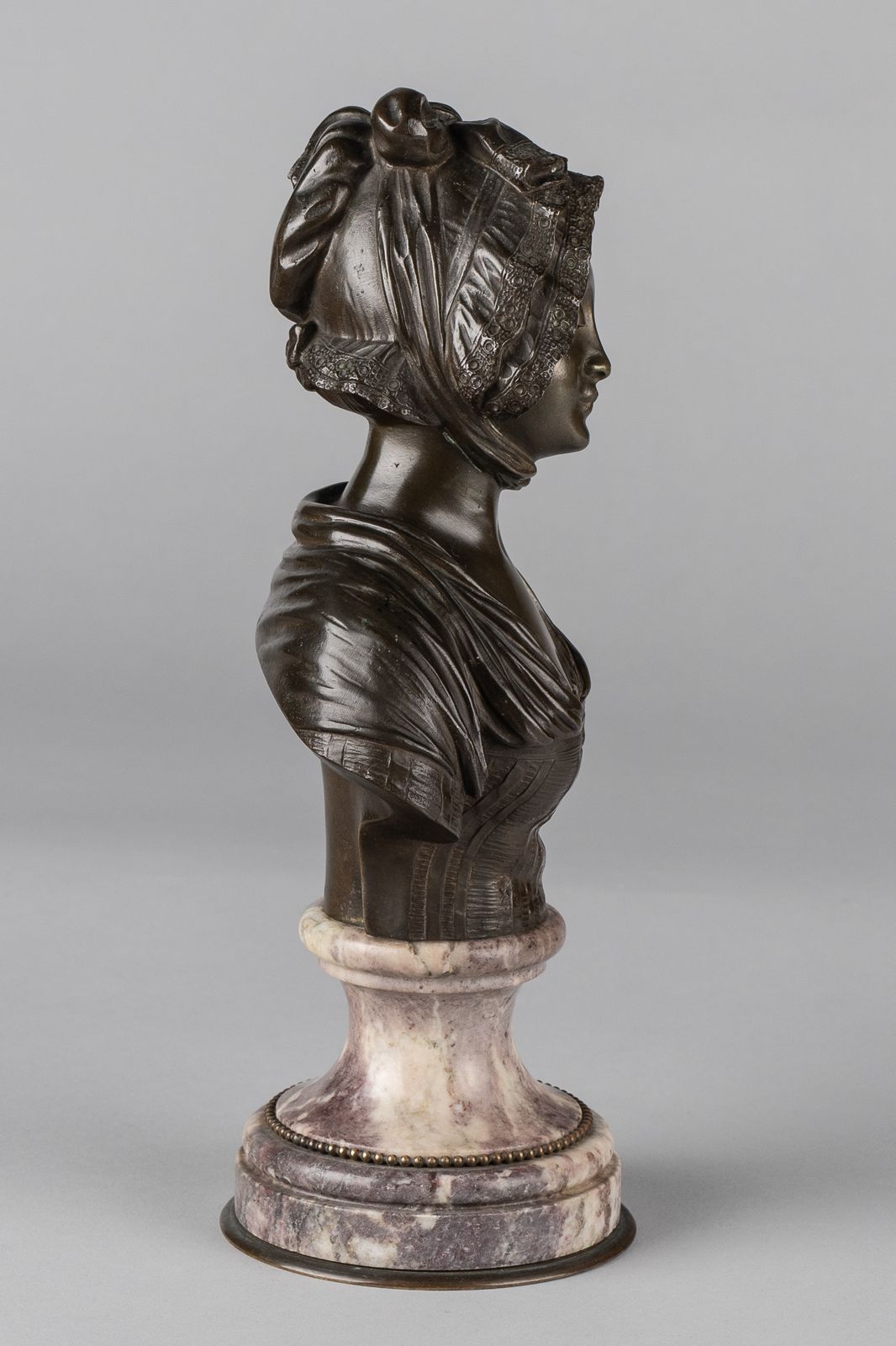 19th Century French Bronze Sculpture Of A Female photo for sale