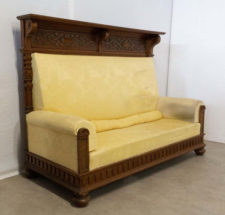 Banc provincial français en chêne à haut dossier, fin du XIXe siècle, vers 1890 photo for sale