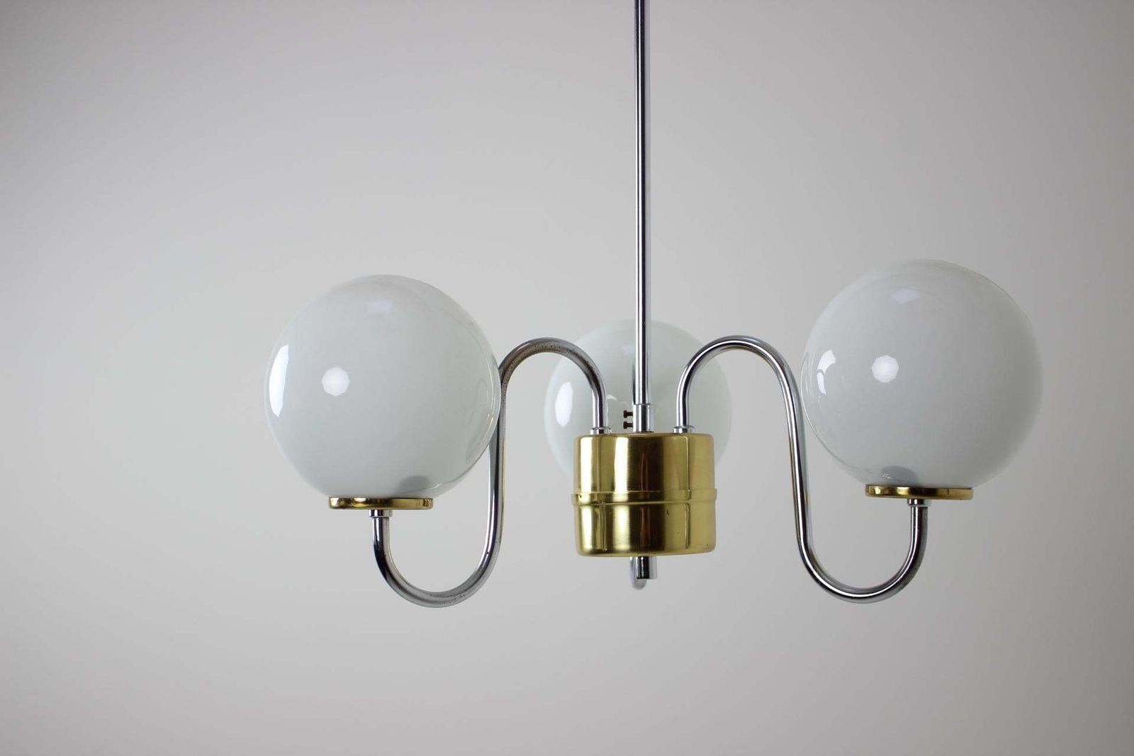Mid Century Glazen Kroonluchter / Lidokov, Jaren 1960. photo furniture