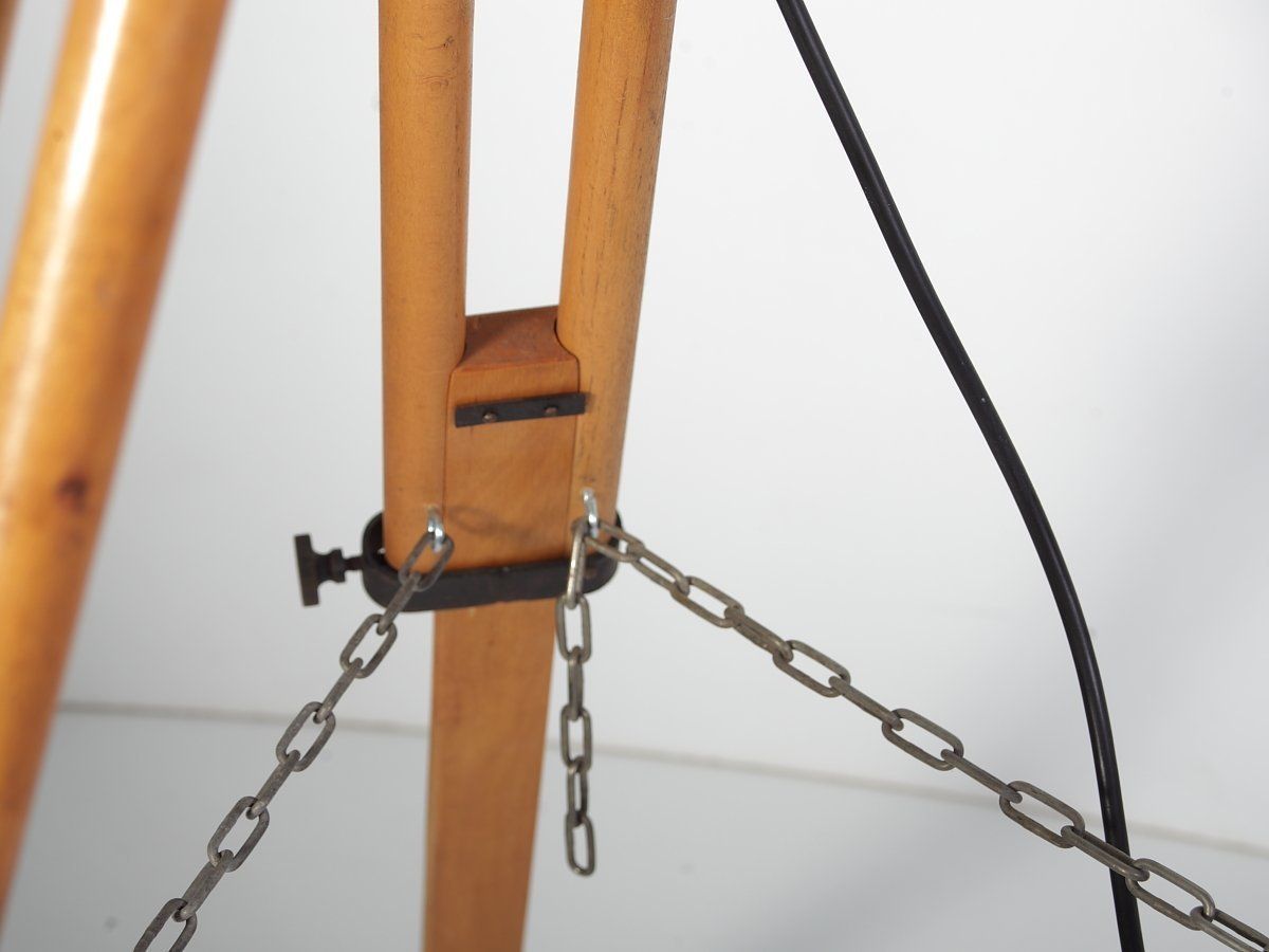 photo furniture Industriële Driepoot Vloerlamp, Ca. Jaren 1970