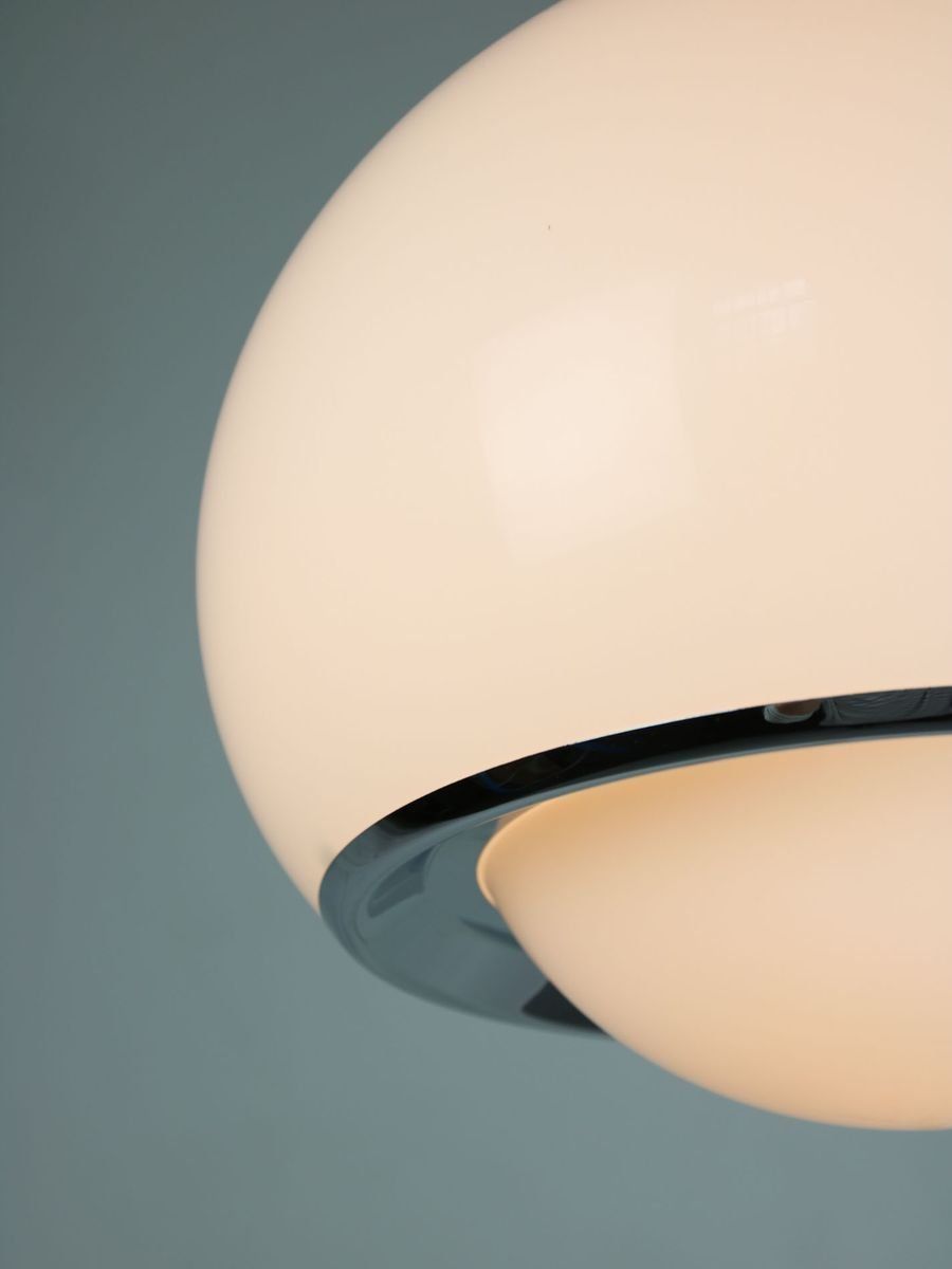 photo furniture Mid Century White Bud Pendant Lamp From Guzzini, 1980s