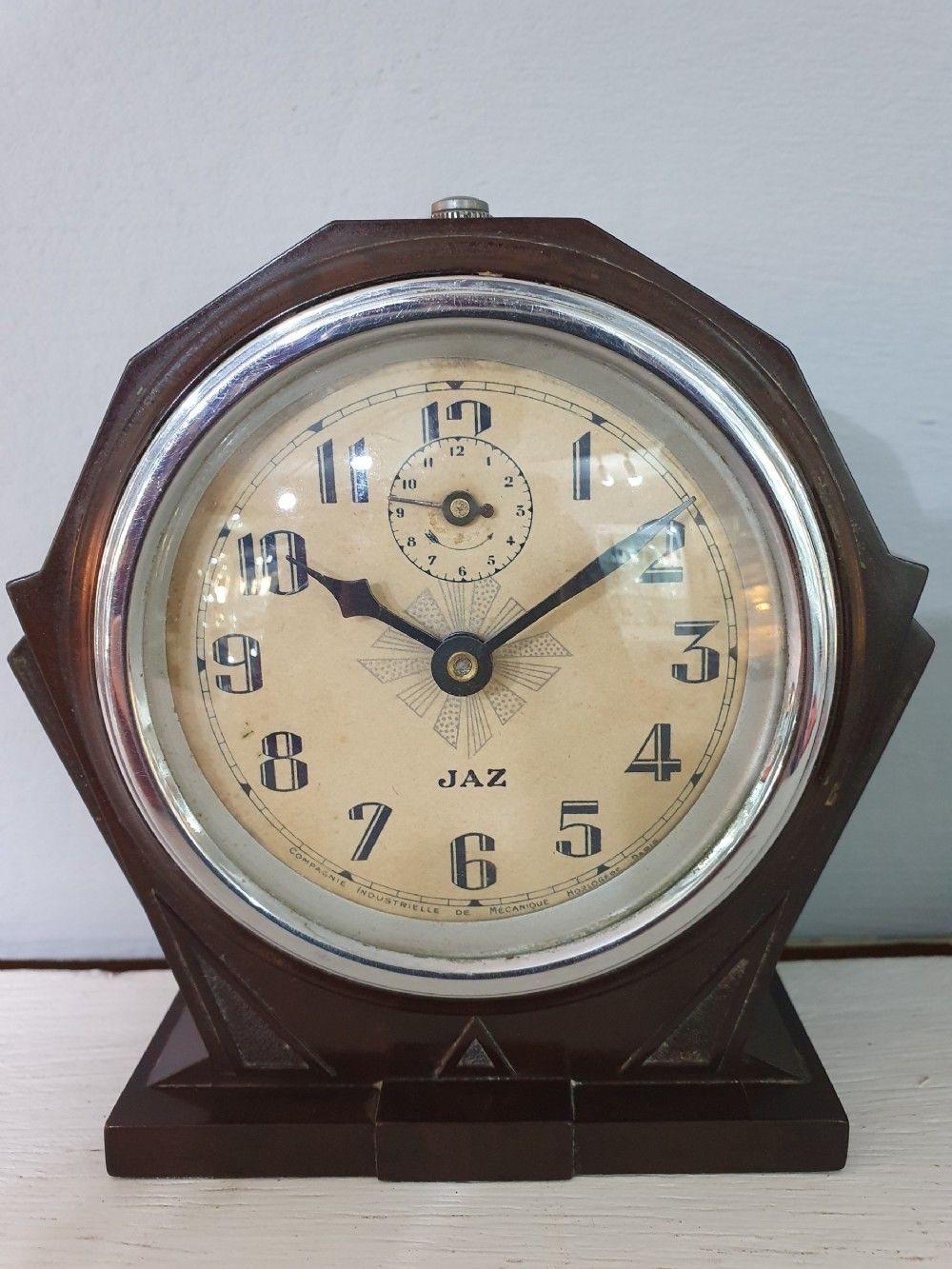 French Art Deco Jaz Bakelite Travel Alarm Clock C.1930