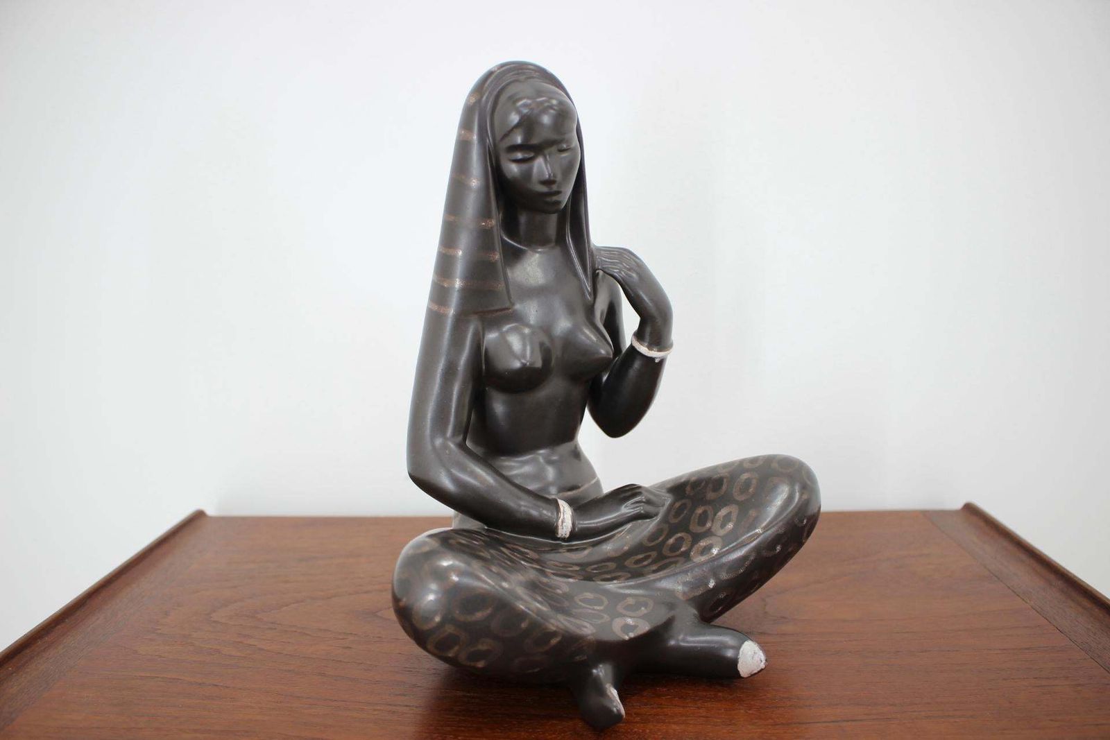 Design Midcentury Ceramic Sculpture "Lady" By Jitka Forejtova, 1960s