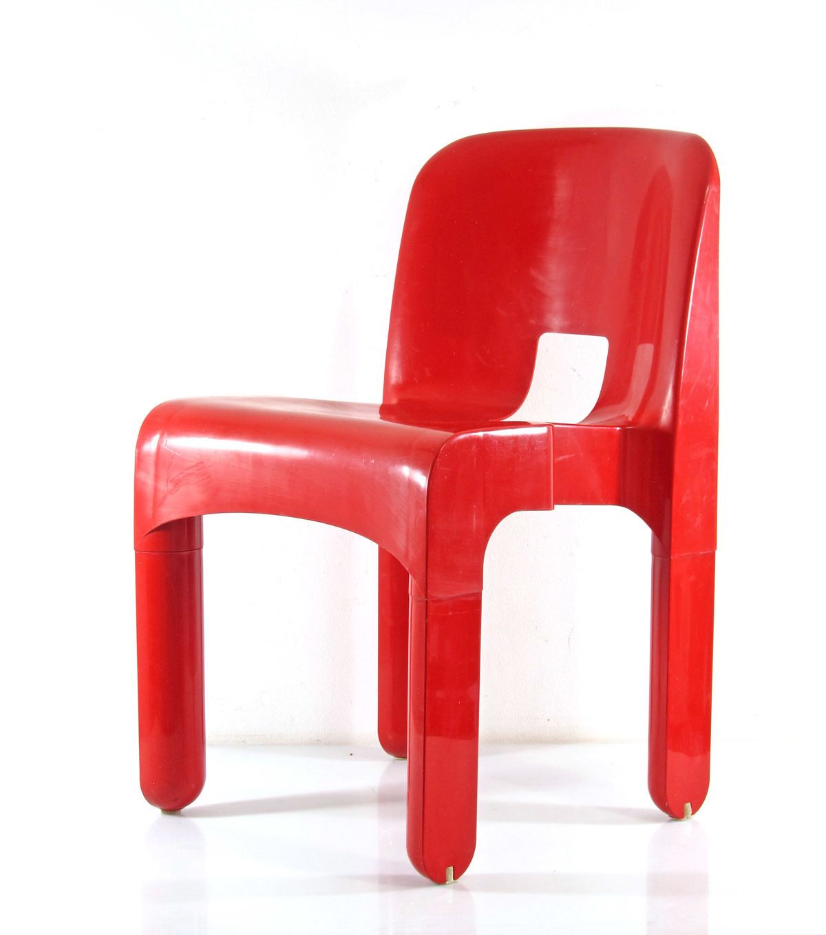 Ferrari Red Sixties Joe Colombo 4867 Kartell Chair photo vinterior