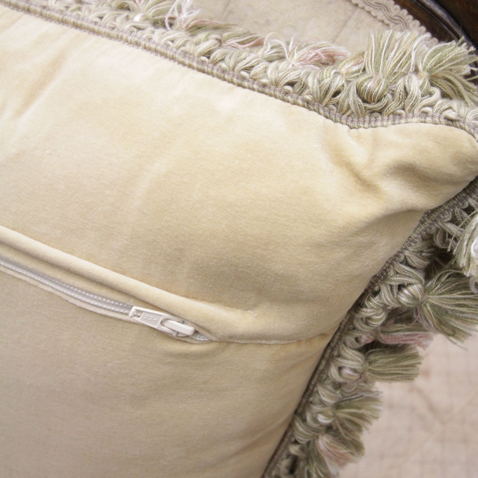 Handmade French Aubusson Cushion Cover, Traditional Needlepoint Scatter Cushion photo vinterior