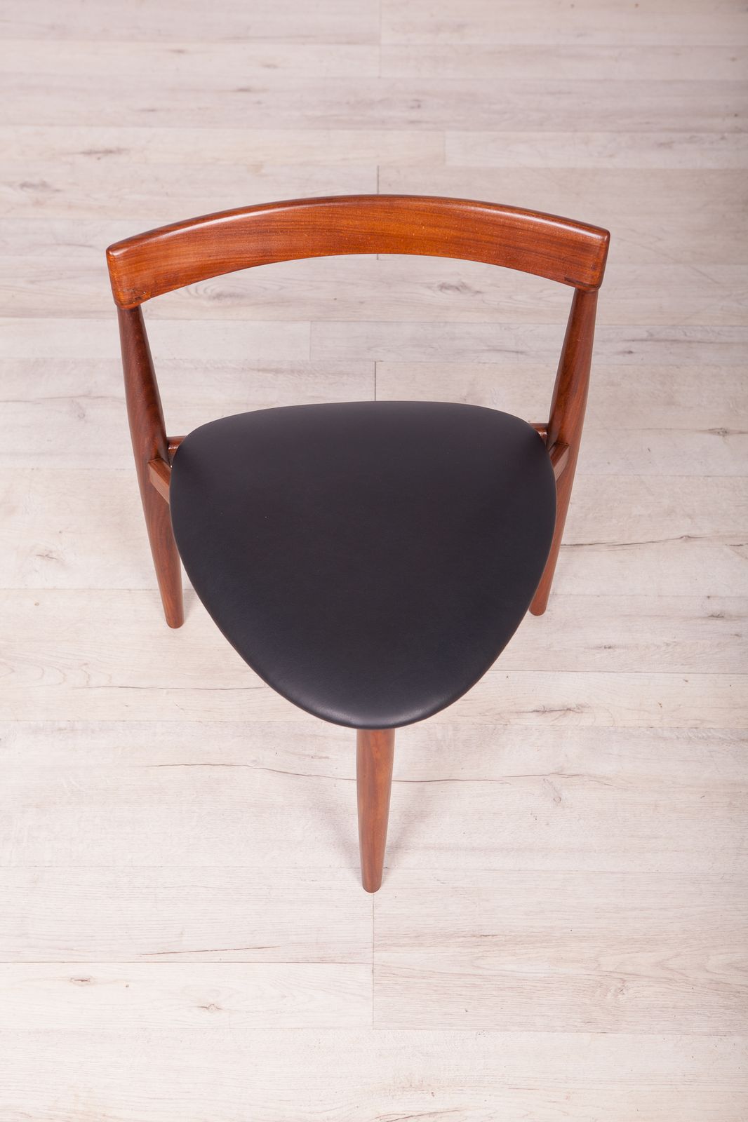 1820.0 Compact Dining Chairs By Hans Olsen For Frem Røjle, 1950s, Set Of 4 photo