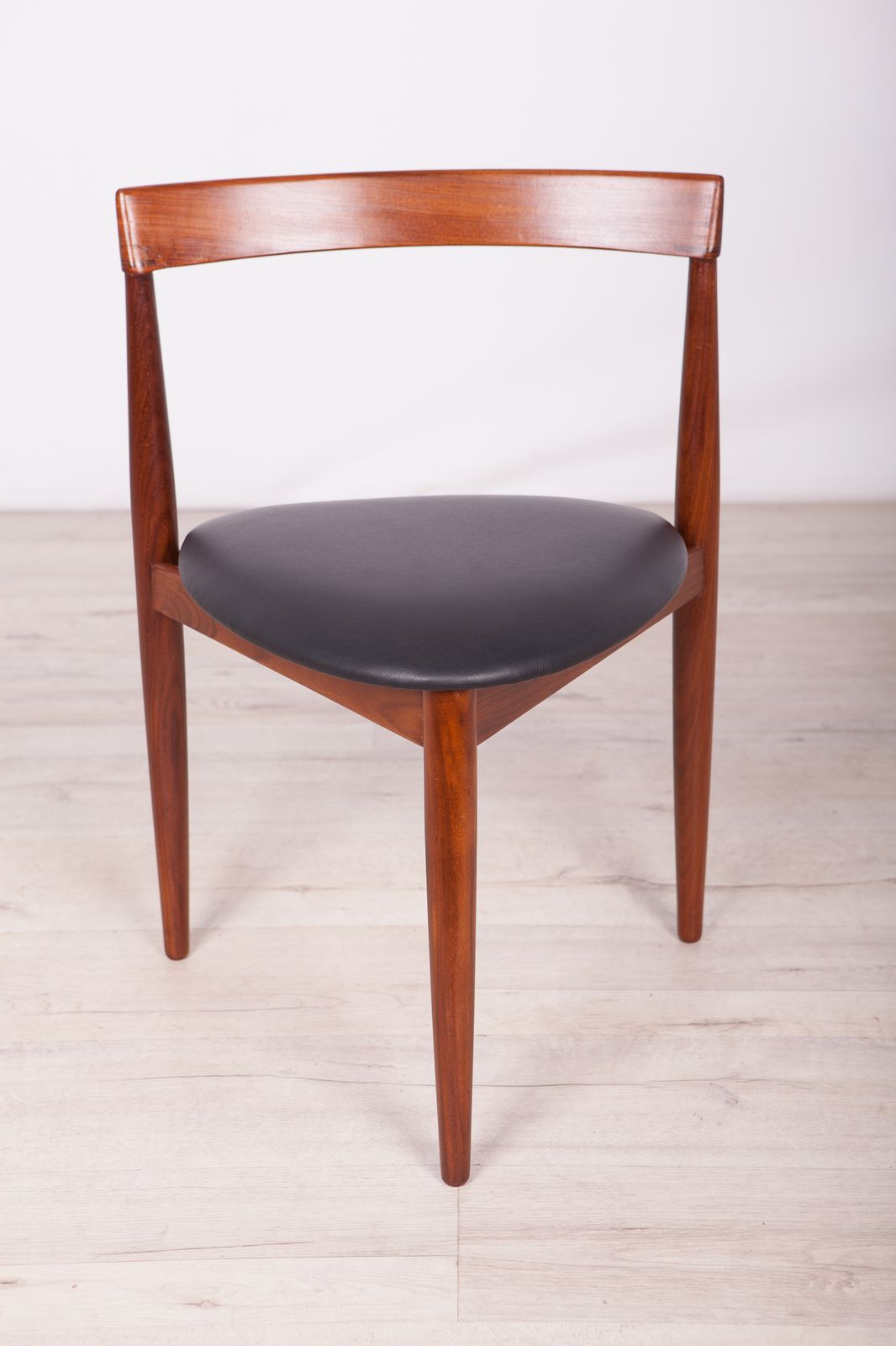 photo vinterior Compact Dining Chairs By Hans Olsen For Frem Røjle, 1950s, Set Of 4