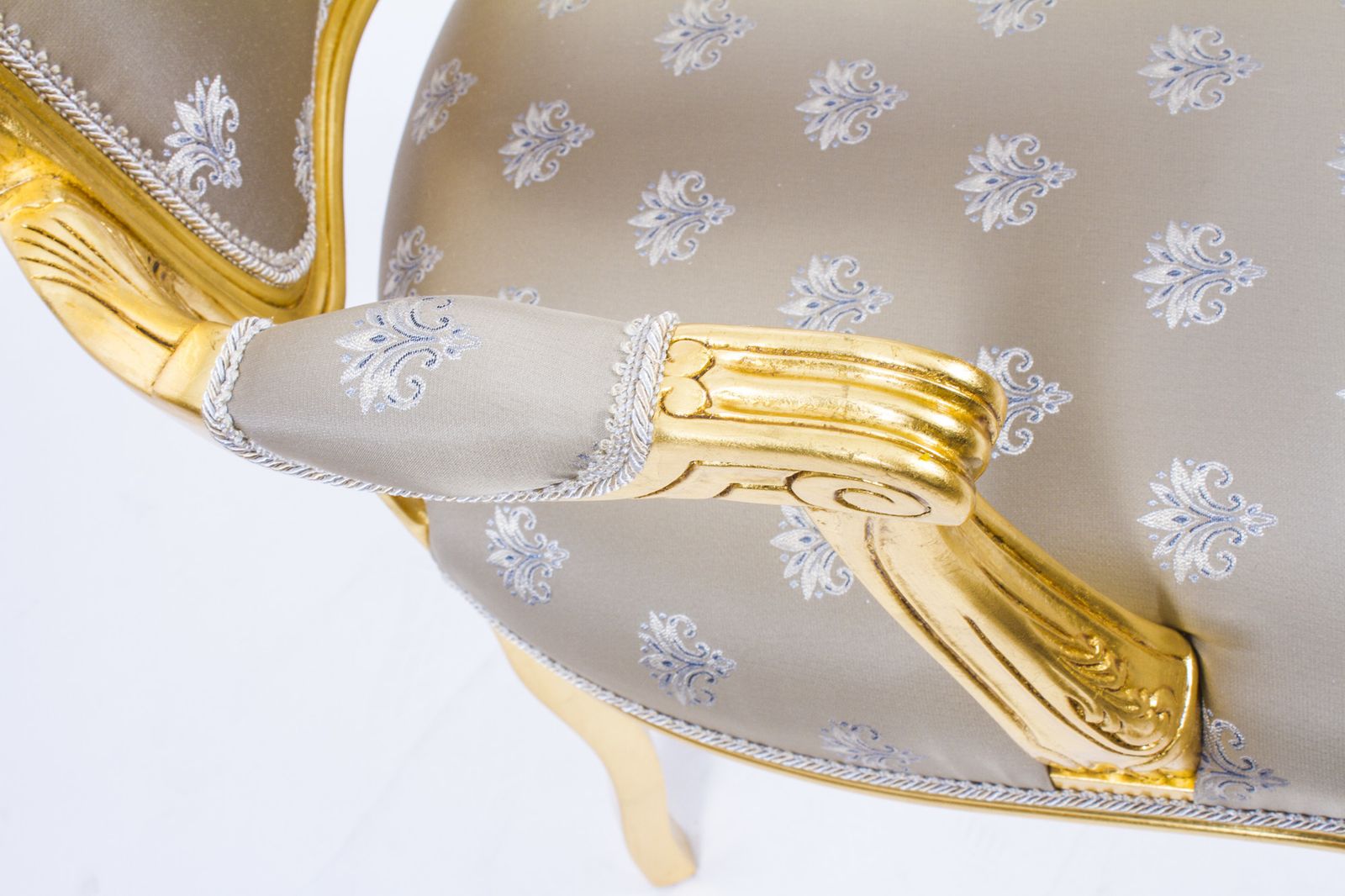 photo furniture Superb Bespoke Pair French Louis Revival Giltwood Armchairs
