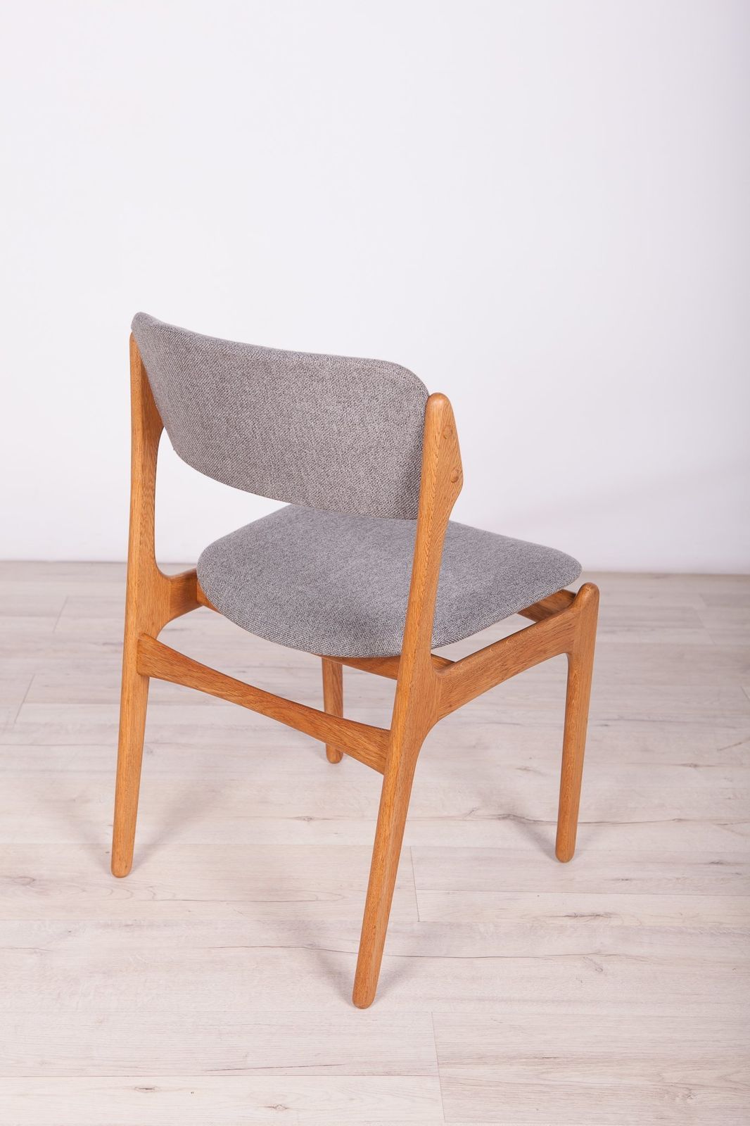 Model 49 Oak Dining Chairs By Erik Buch For Odense Maskinsnedkeri / Od Furniture, 1960s, Set Of 4 photo vinterior
