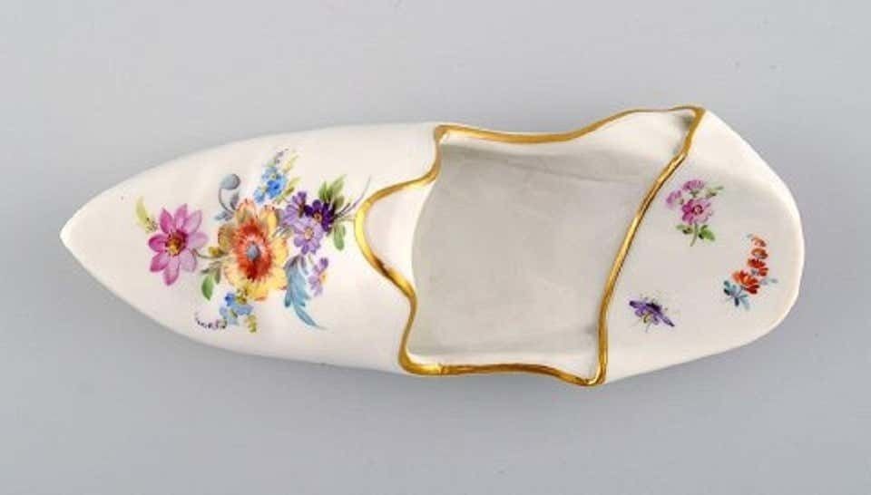 Antik Meissen Slipper In Hand Painted Porcelain With Floral Motifs, 19th Century photo for sale