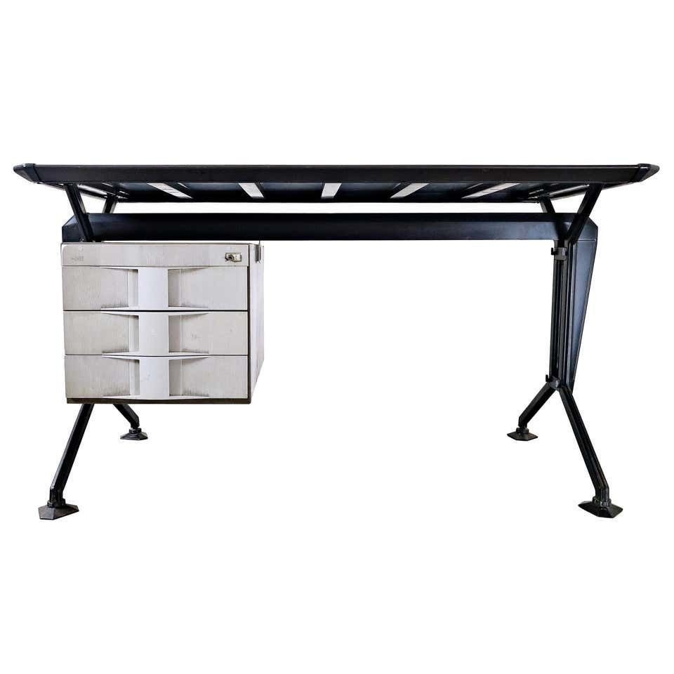 Desk By Studio Bbpr For Olivetti