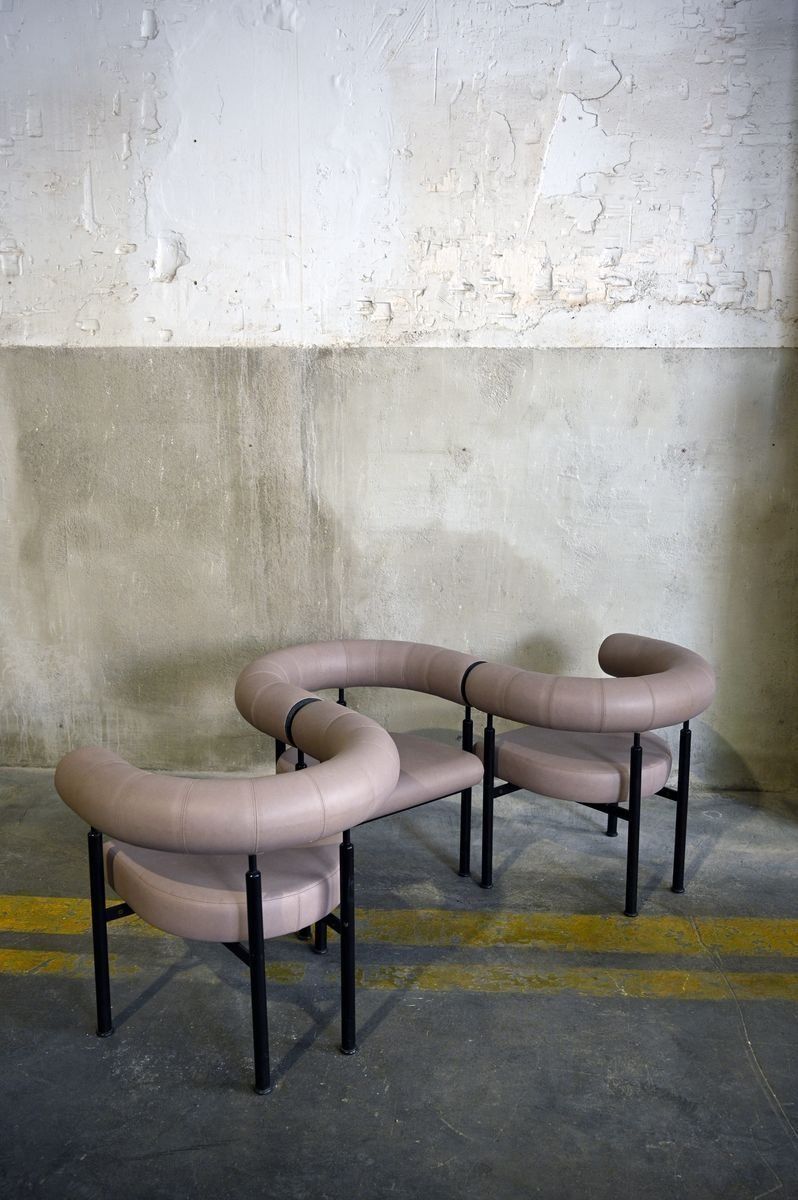 Cobra Ej900 Chairs By Erik Jørgensen For Erik Jørgensen Møbelfabrik, 1980s, Set Of 3 photo furniture