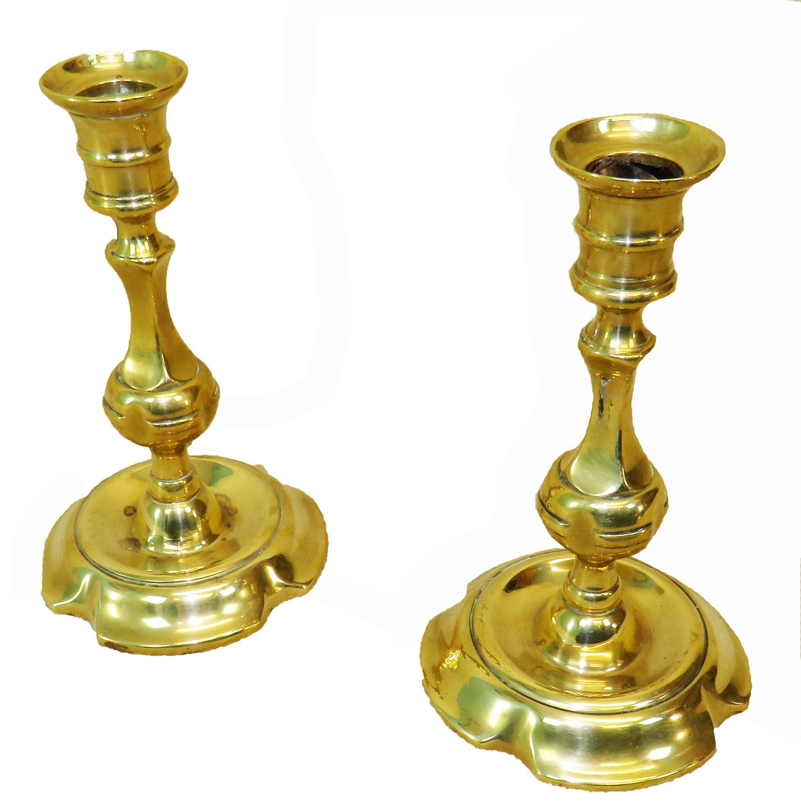18th Century Georgian Pair Of Brass Candlesticks (England, Circa 1730) photo for sale