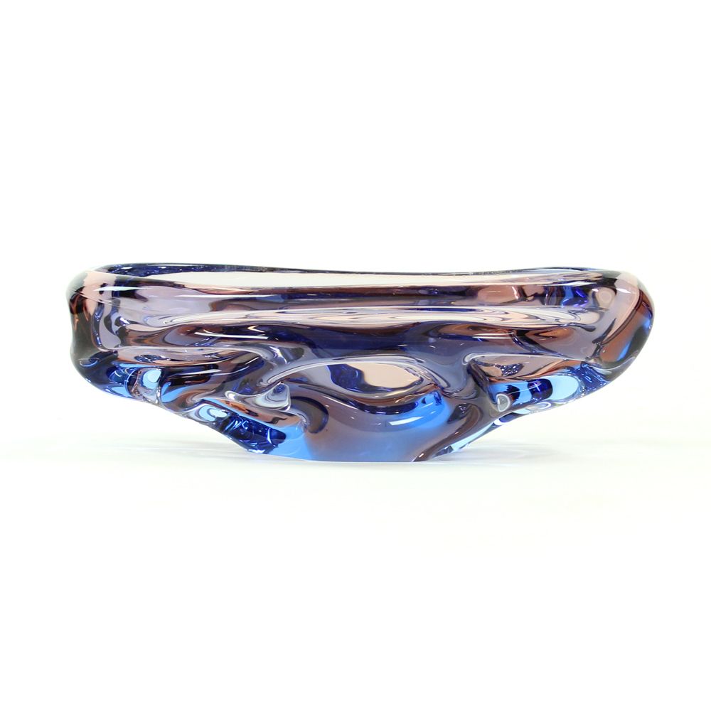 Art Glass Bowl In Blue By Jan Beranek For Skrdlovice, Czechoslovakia, Circa 1960