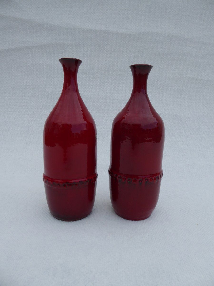 Mid Century Belgian Eeklo Red Glazed Vases By Leon Goossens, 1960s, Set Of 2 photo furniture
