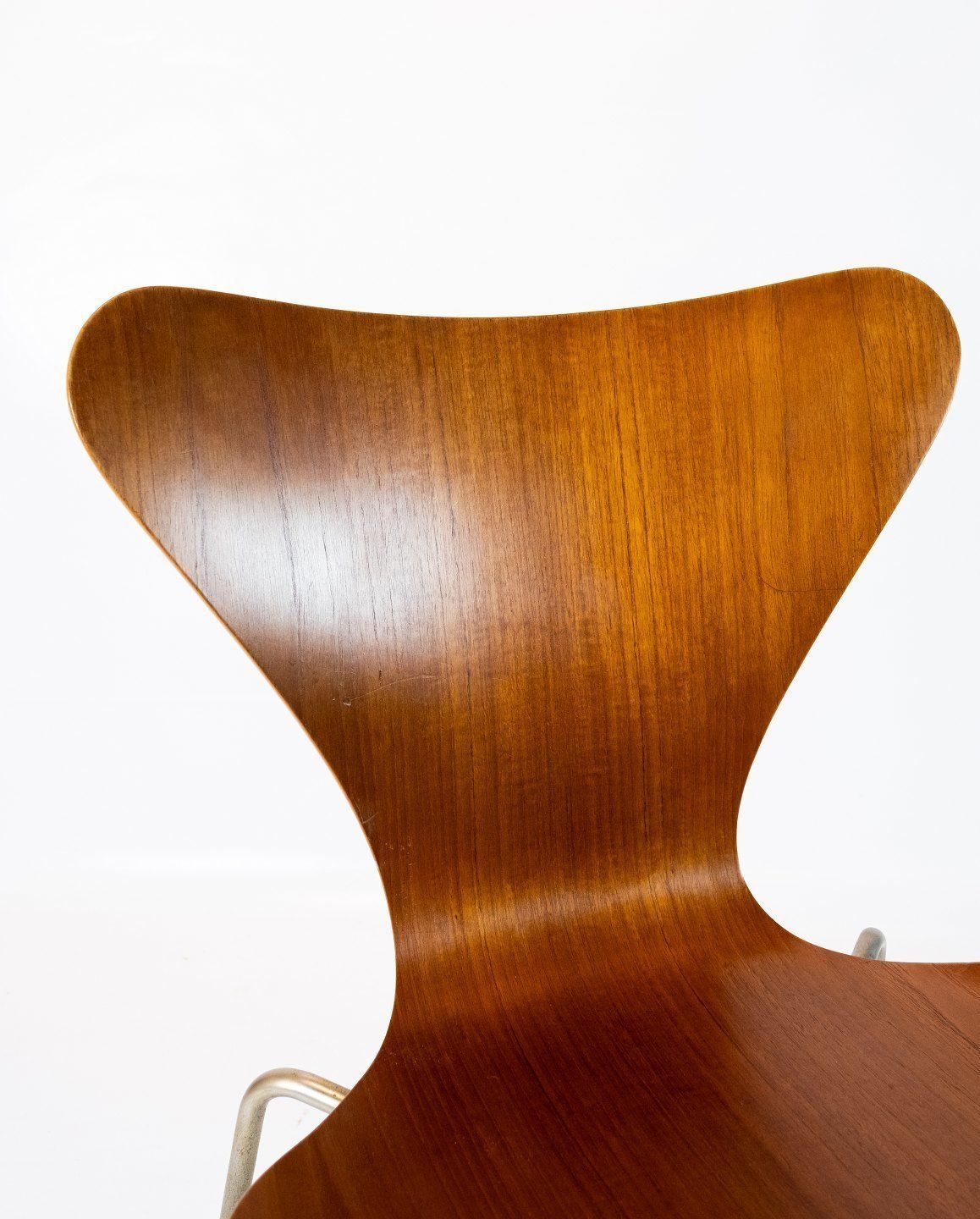 Set Of Four Seven Chairs, Model 3107, In Teak Designed By Arne Jacobsen And Manufactured By Fritz Hansen. photo buy