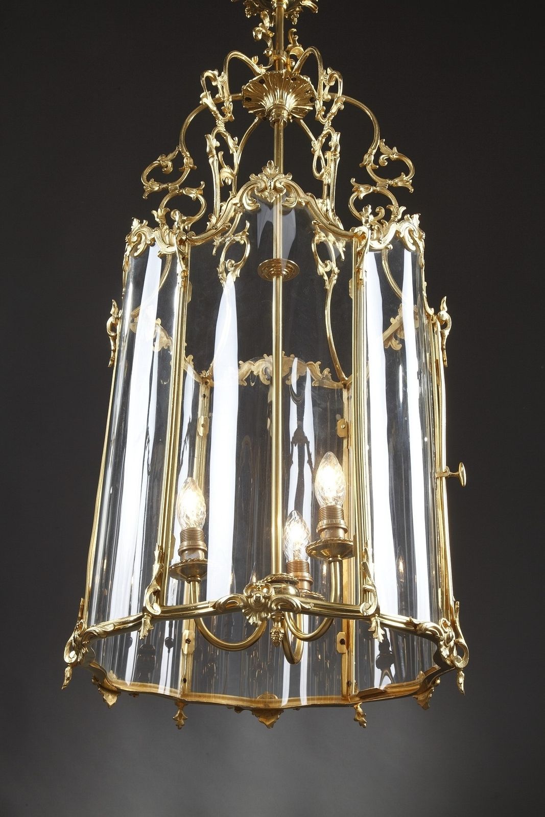photo furniture Grande lanterne de style Louis XV