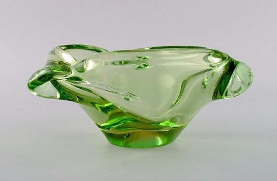 Green Murano Bowl In Mouth Blown Art Glass, 1960s photo for sale