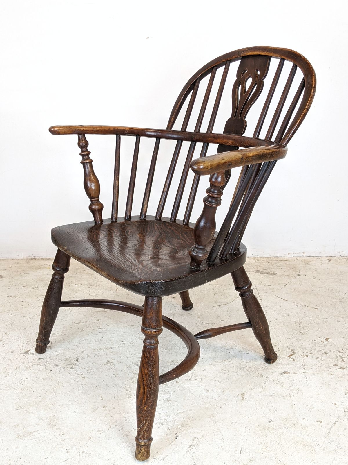 Antique Child's Windsor Chair, Yew And Elm, Crinoline Stretcher C.1830 photo Furniture
