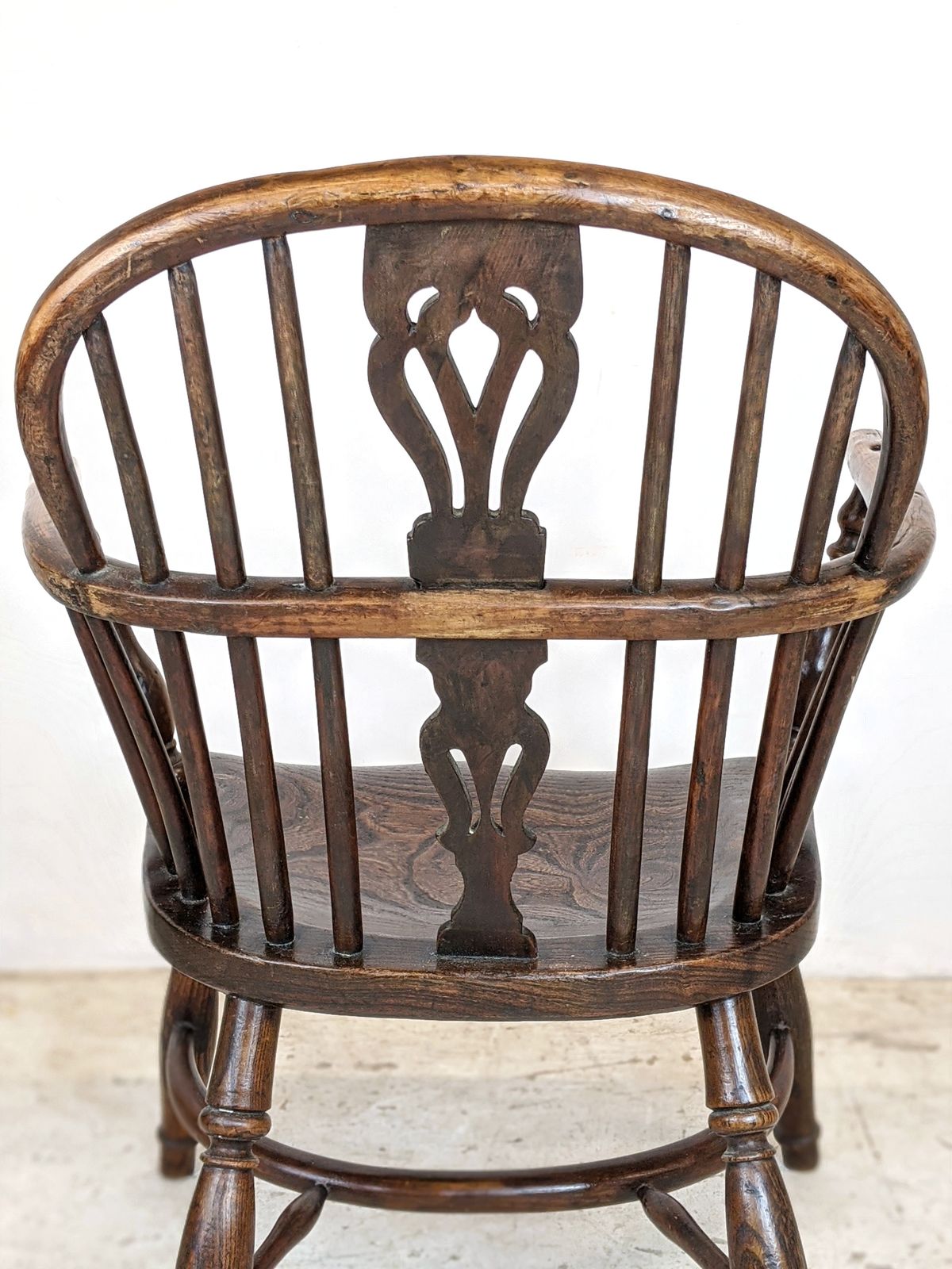 Antique Child's Windsor Chair, Yew And Elm, Crinoline Stretcher C.1830 photo vinterior