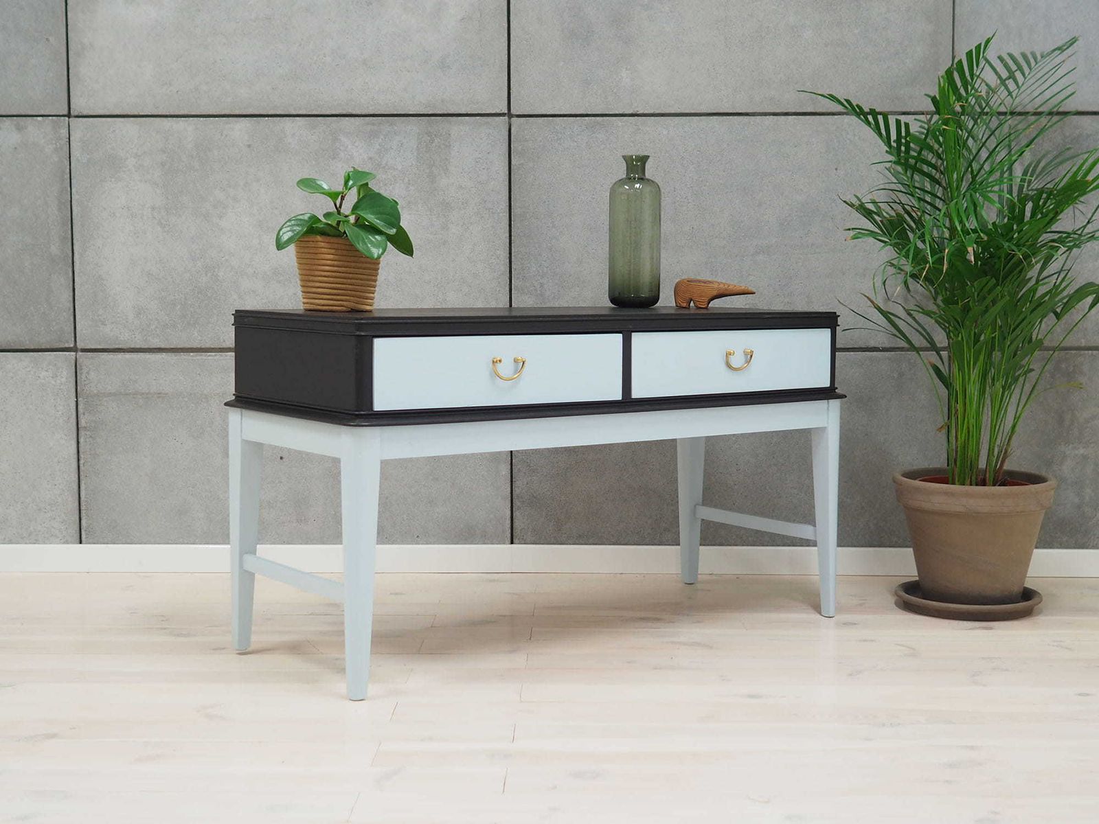 Walnootfineer ladekast, Frans design, jaren 1970, productie: Frankrijk photo Meubels