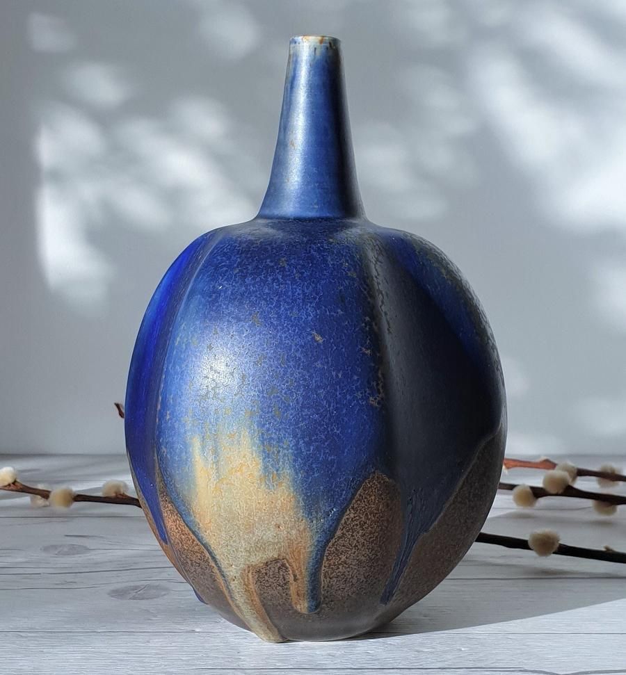 Reiner Gehrig, Grünstadt Studio, Matte Cedar, Sand And Blue Running Glaze Bottle Vase | 1970s
