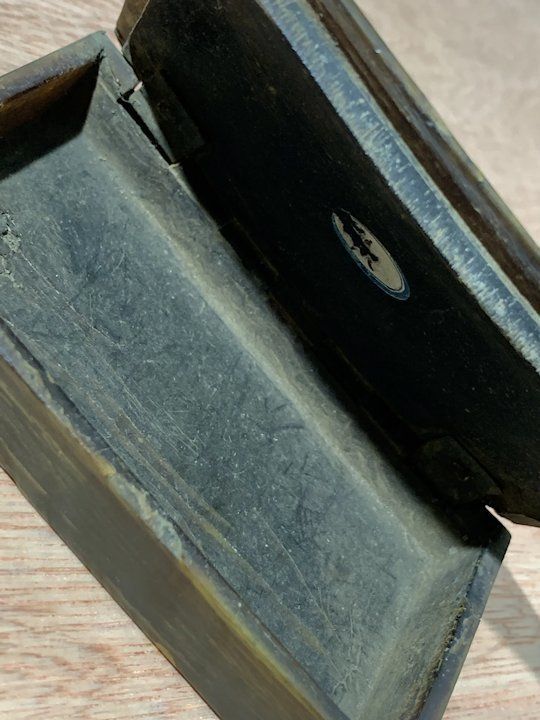 181.0 Antique French Horn Snuff Box photo