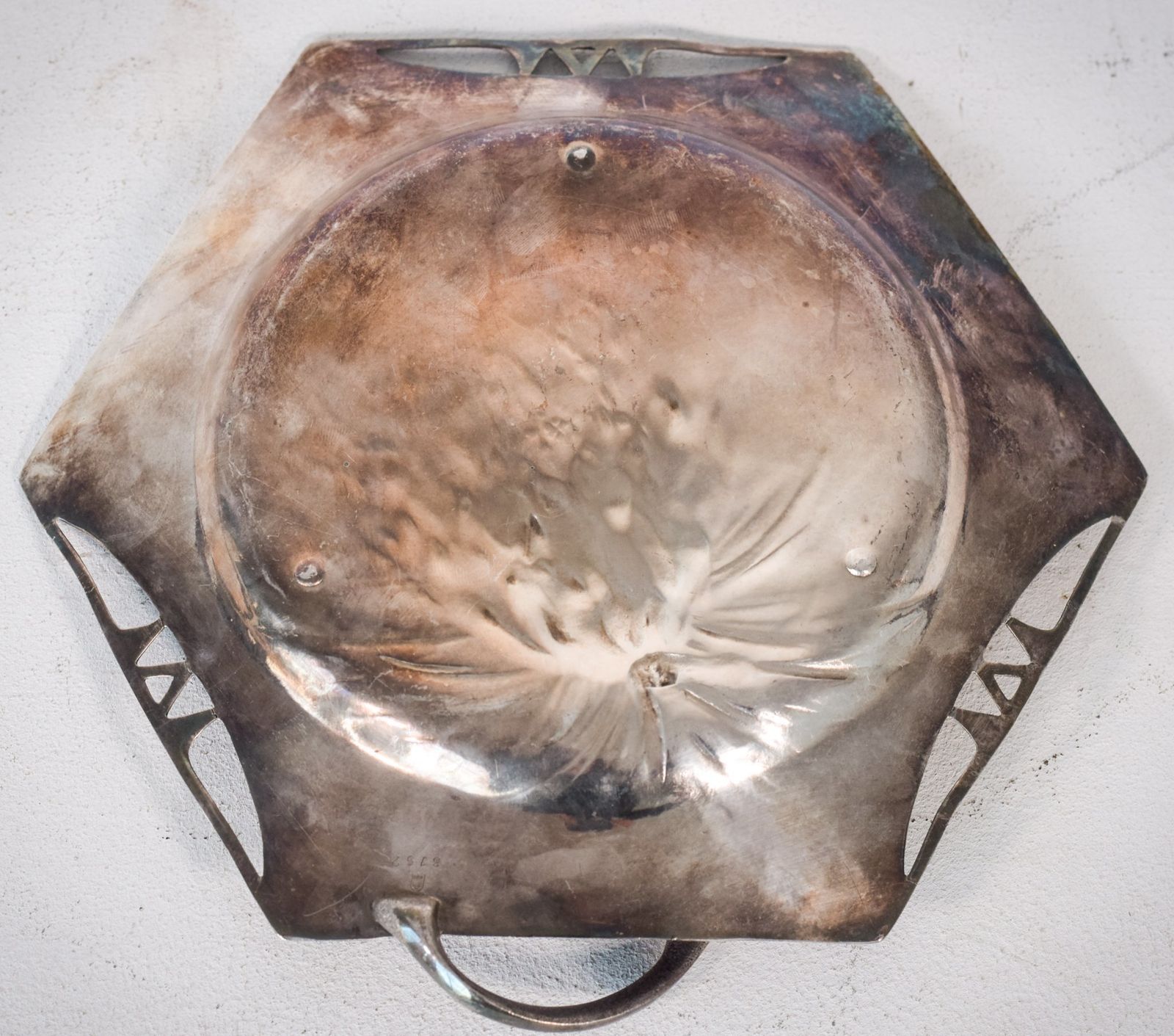Drie Art Nouveau Tinnen Schalen photo Woonaccessoires