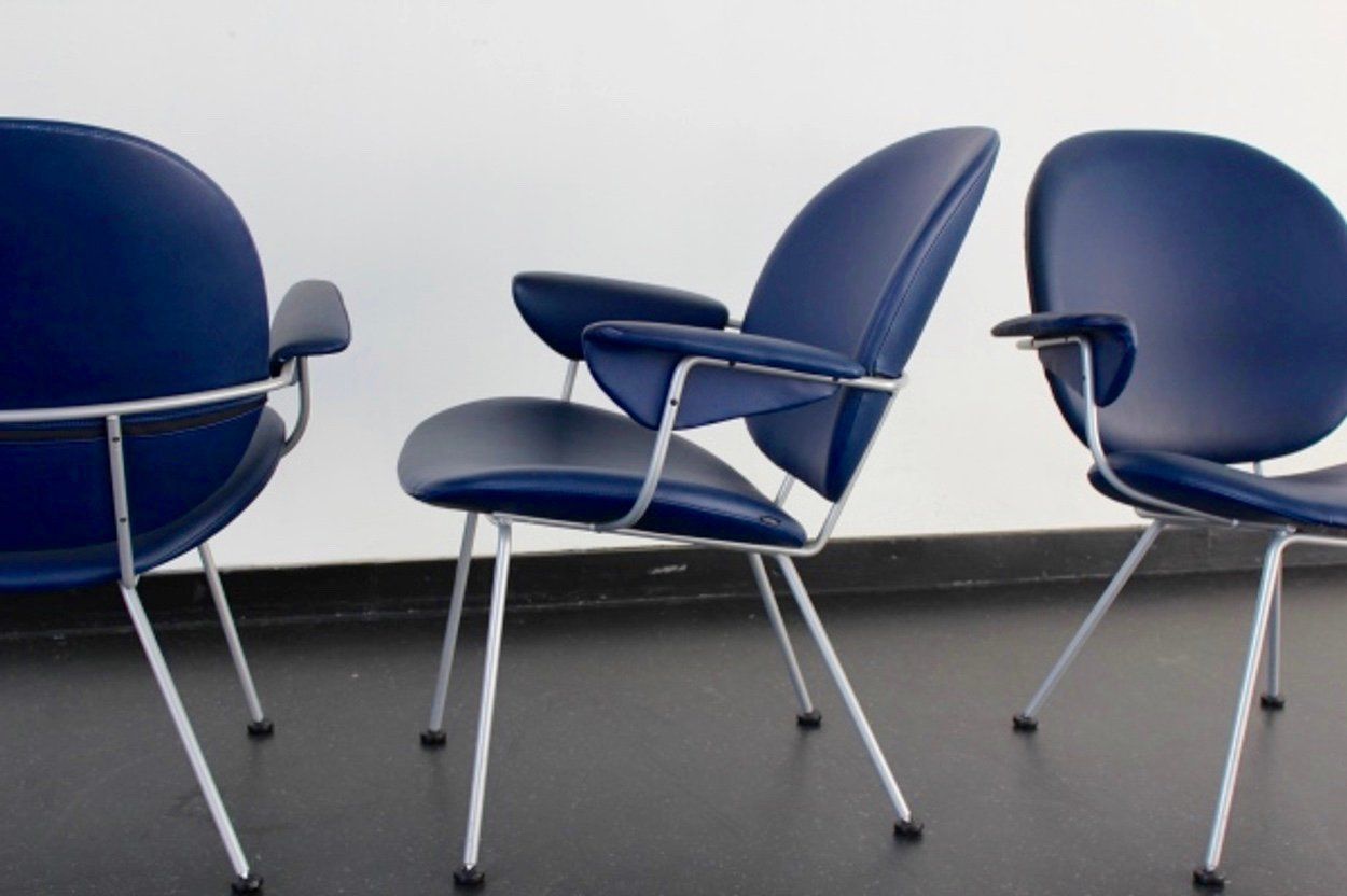 Dutch 302 Armchair By Willem H. Gispen For Kembo, 1960s photo vintage