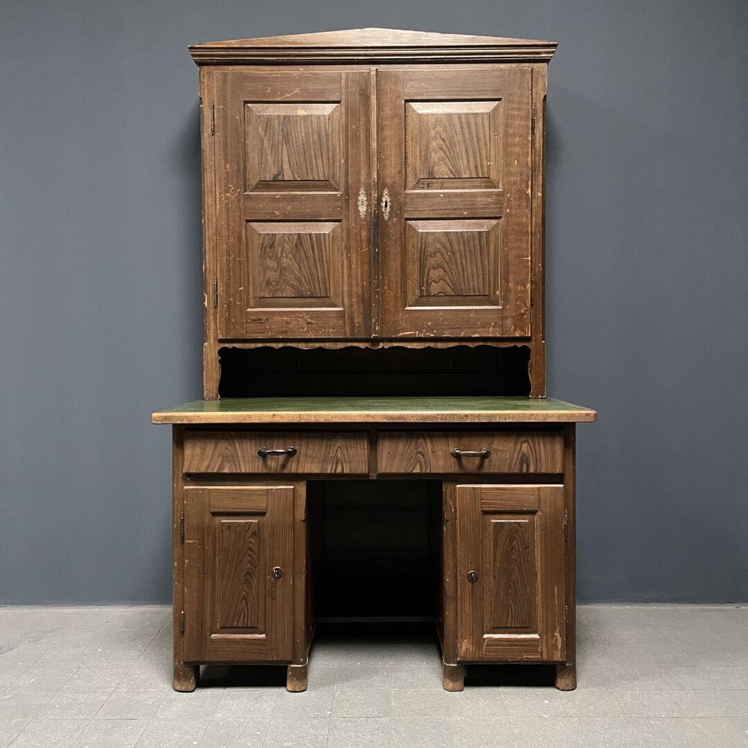 Geschilderd Grenenhouten Bureau Met Wandkast photo Meubels