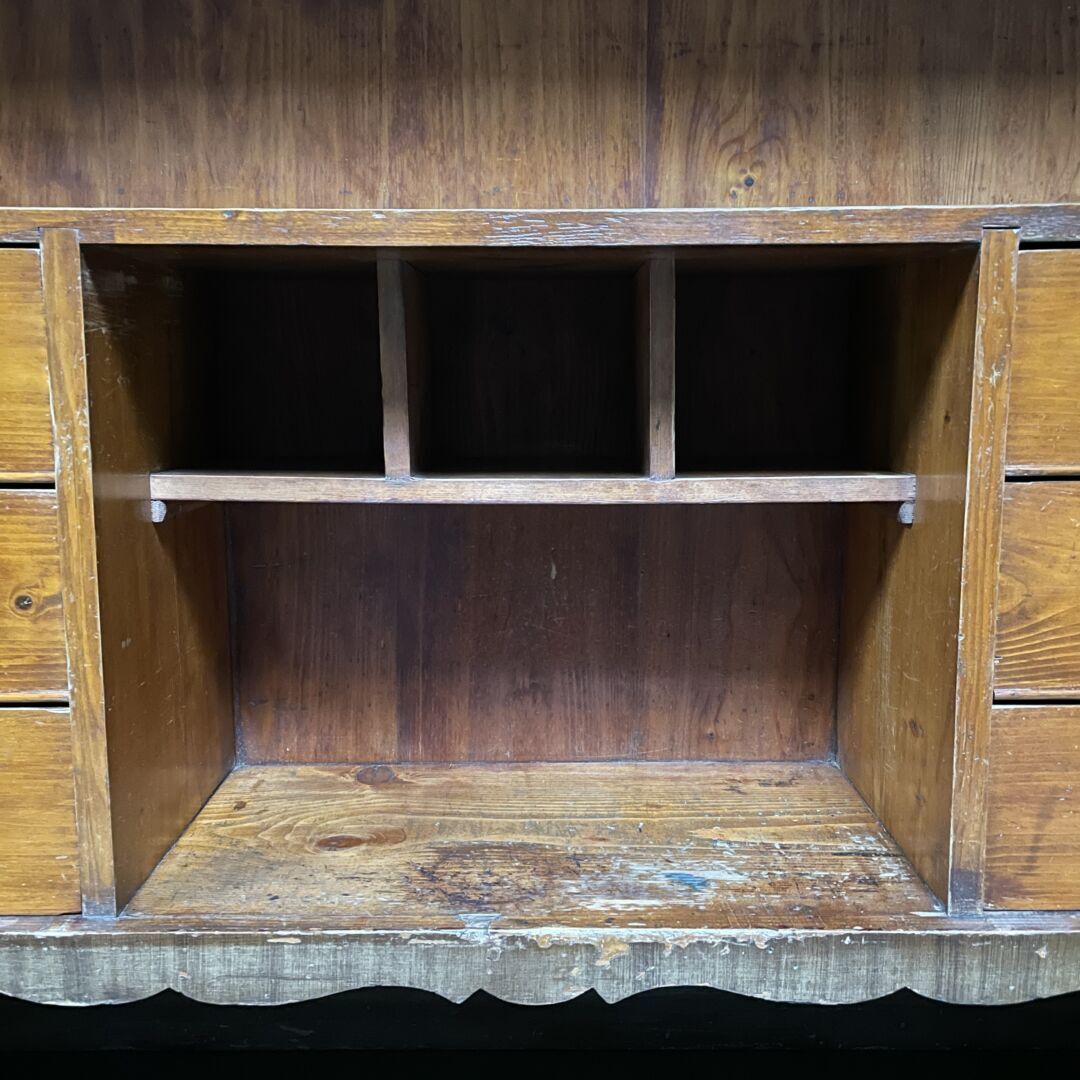 1260.0 Geschilderd Grenenhouten Bureau Met Wandkast photo
