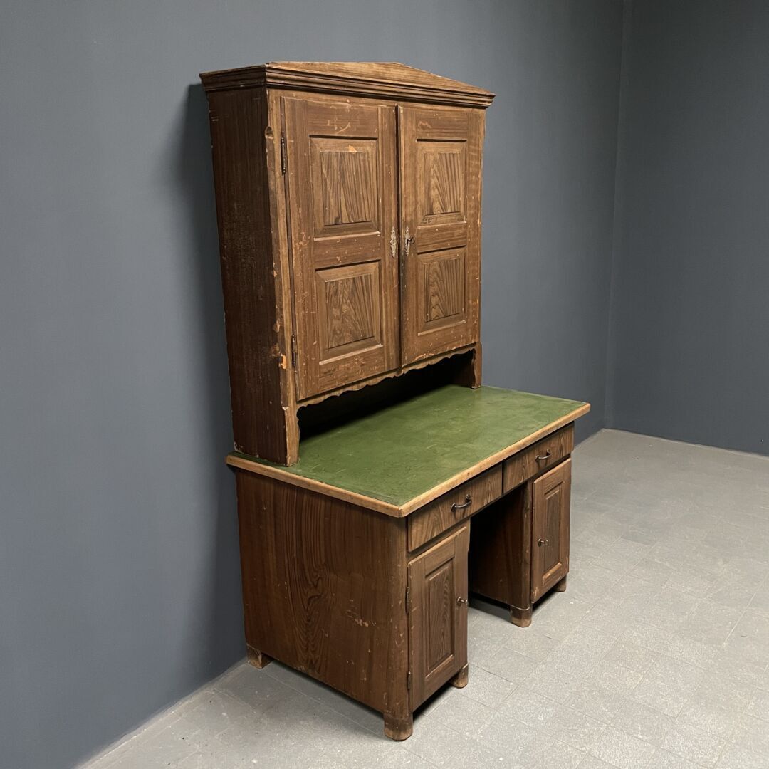 photo buy Geschilderd Grenenhouten Bureau Met Wandkast