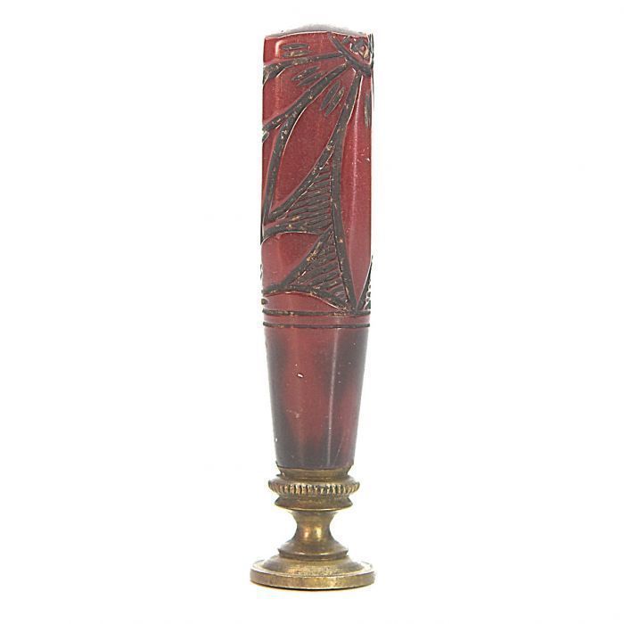 Sealing Seal In Red Lacquer Engraved With The Leaves Letter G photo for sale