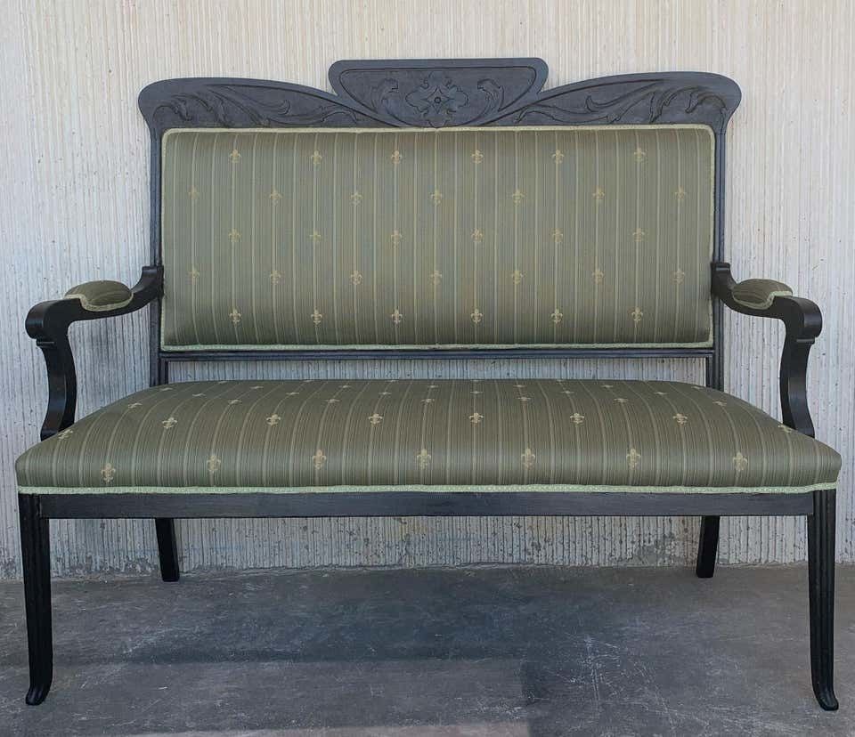 Salon de style Louis XVI noir, canapé et deux fauteuils, XXe siècle photo for sale