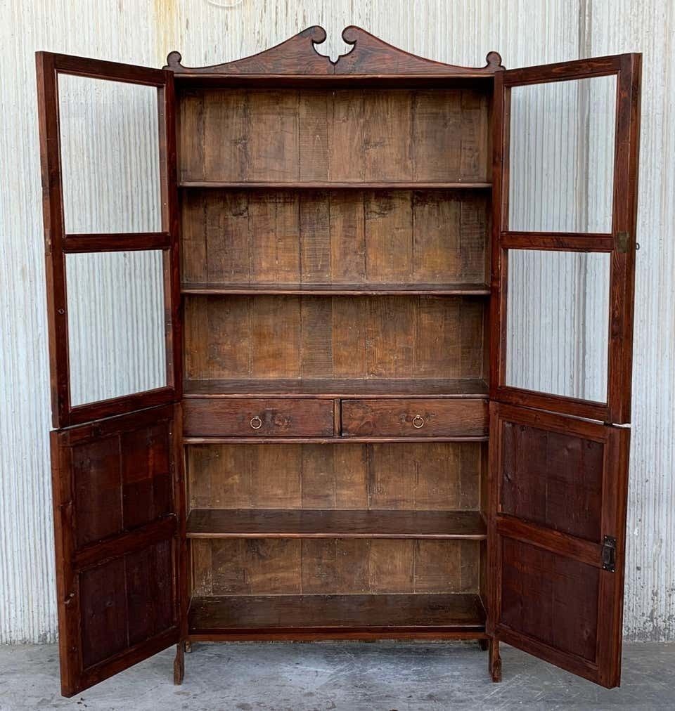 Armoire ou bibliothèque à vitrine en verre, noyer, Espagne, XVIIIe siècle, restaurée photo furniture
