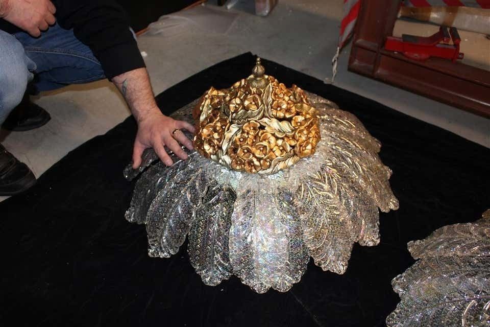 photo buy Round Pair Of Chandelier Murano Gold Ceramic Italian Design 1960s Flowers Leaves