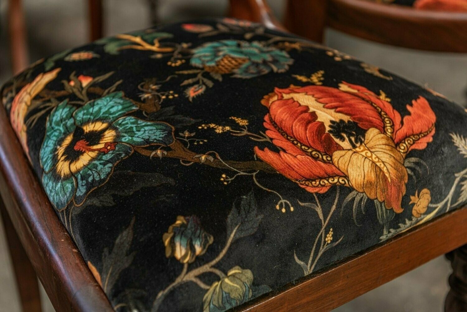 19th C Set Of 6 Rosewood Upholstered Chairs photo Furniture