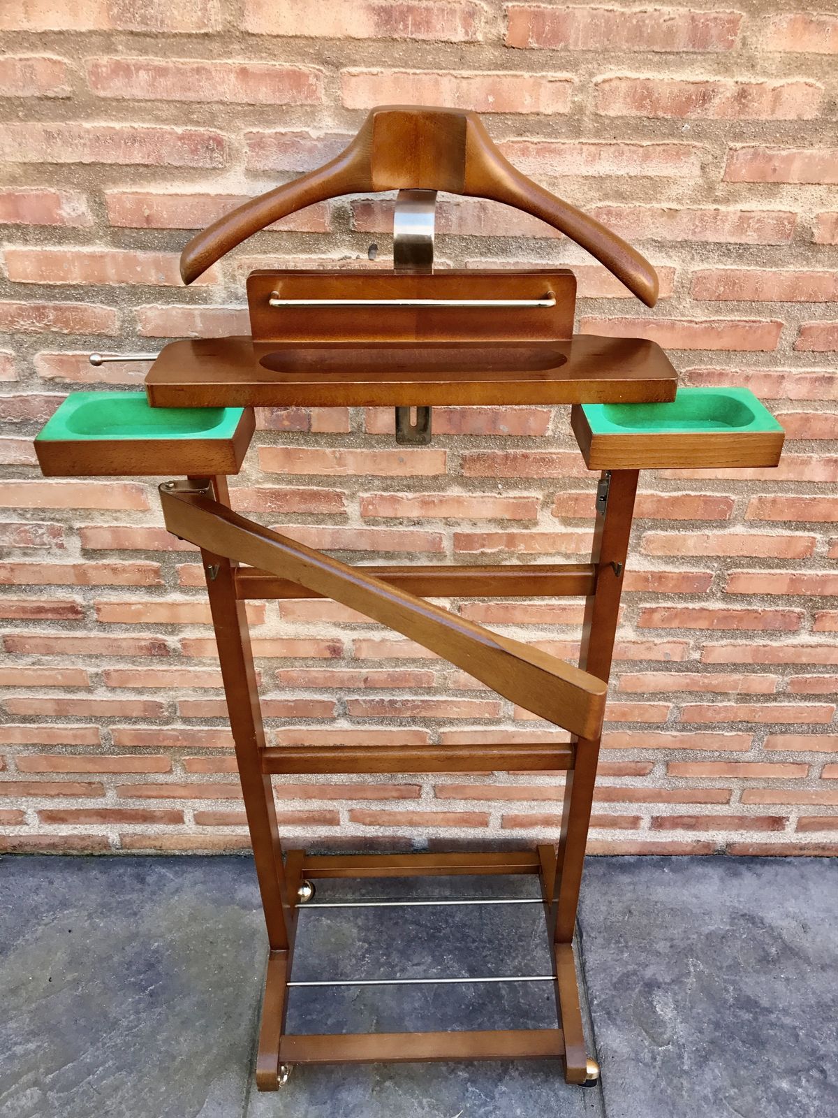 photo furniture Mid Century Modern Italian Wood Valet Stand Dressboy, 1960s