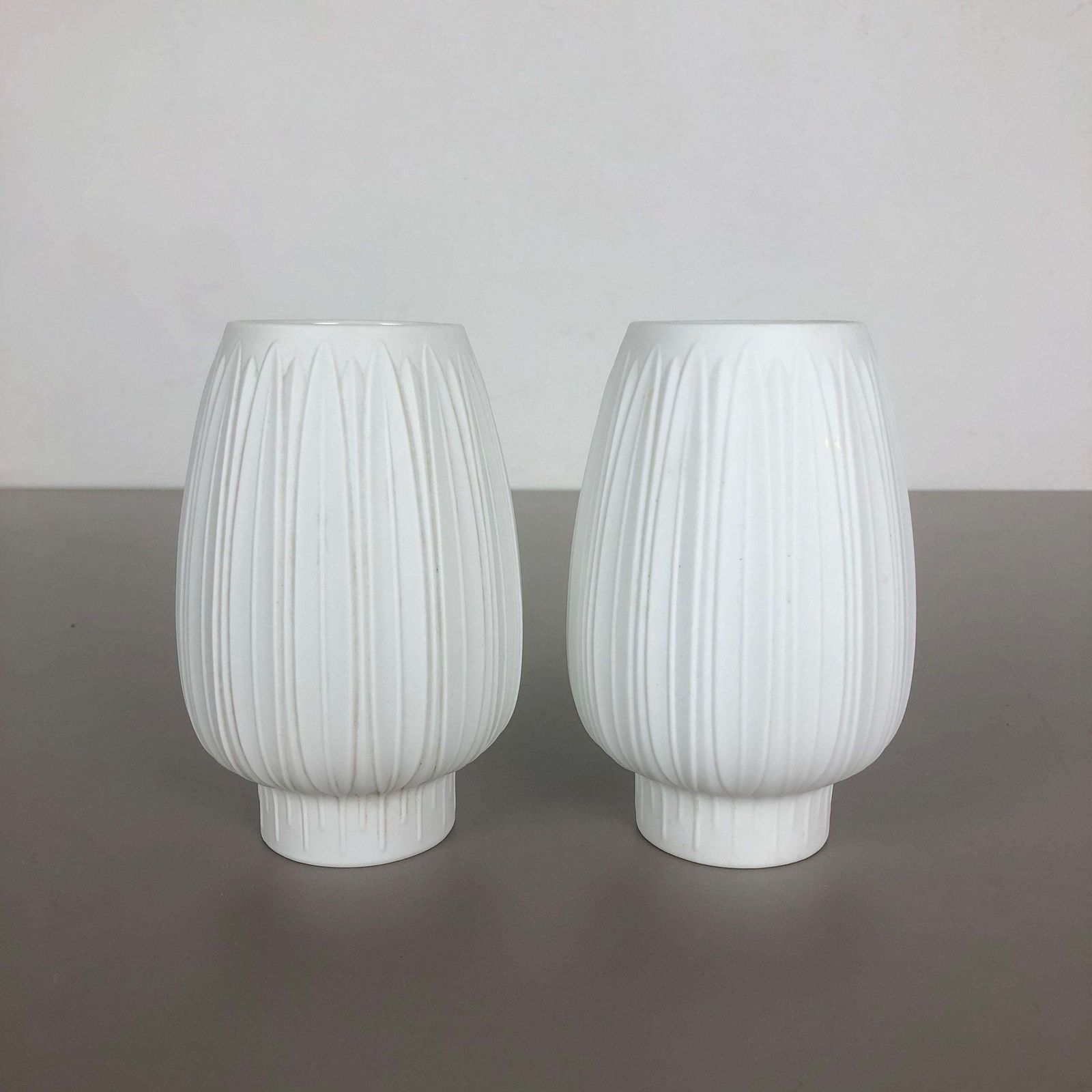 Set Of 2 Porcelain Op Art "Artichoke" Vase By Heinrich Selb, Germany, 1970s photo furniture