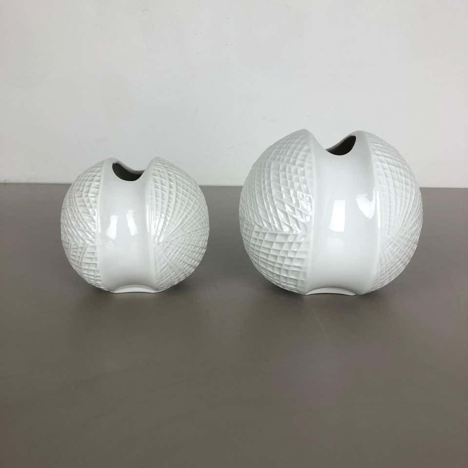 443.0 Set Of 2 Porcelain Op Art "Jojo" Vase By Wunsiedel Bavaria, Germany, 1970s photo