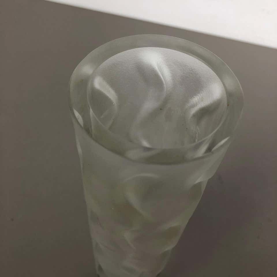Large 1970s Hand Blown "Brutalist" Glass Vase By Peill And Putzler, Germany photo vinterior