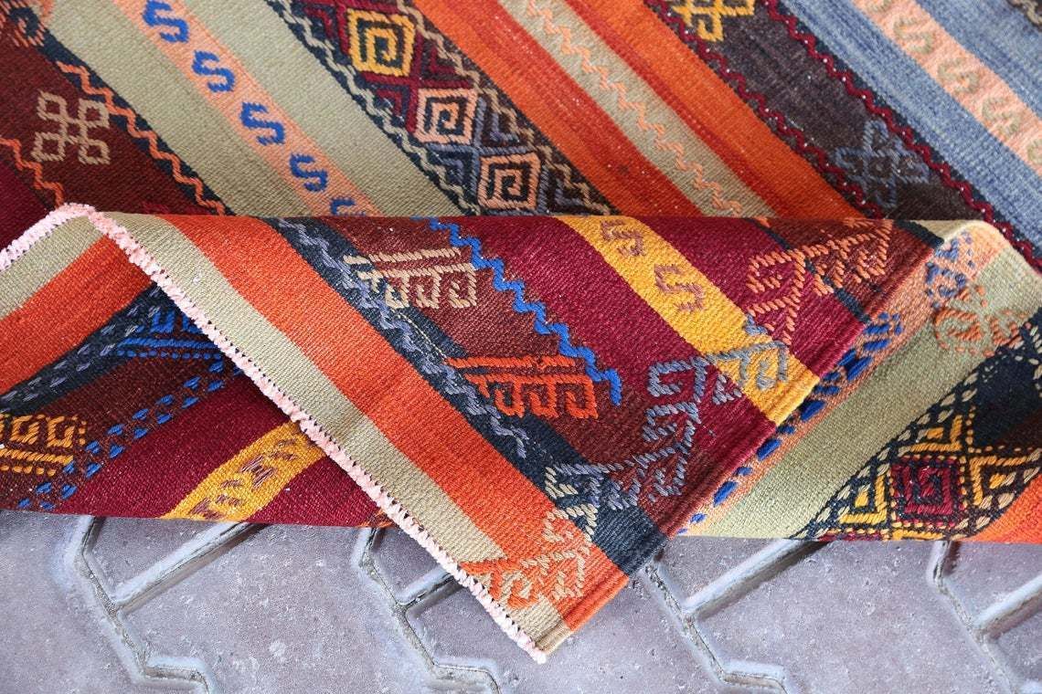 photo furniture Kilim Runner Rug, Runner Rug, Vintage Kilim, Bohemian Kilim, Handmade Kilim, Kilim Runner, Pastel Kilim, Wool Kilim Rug, Decorative Kilim