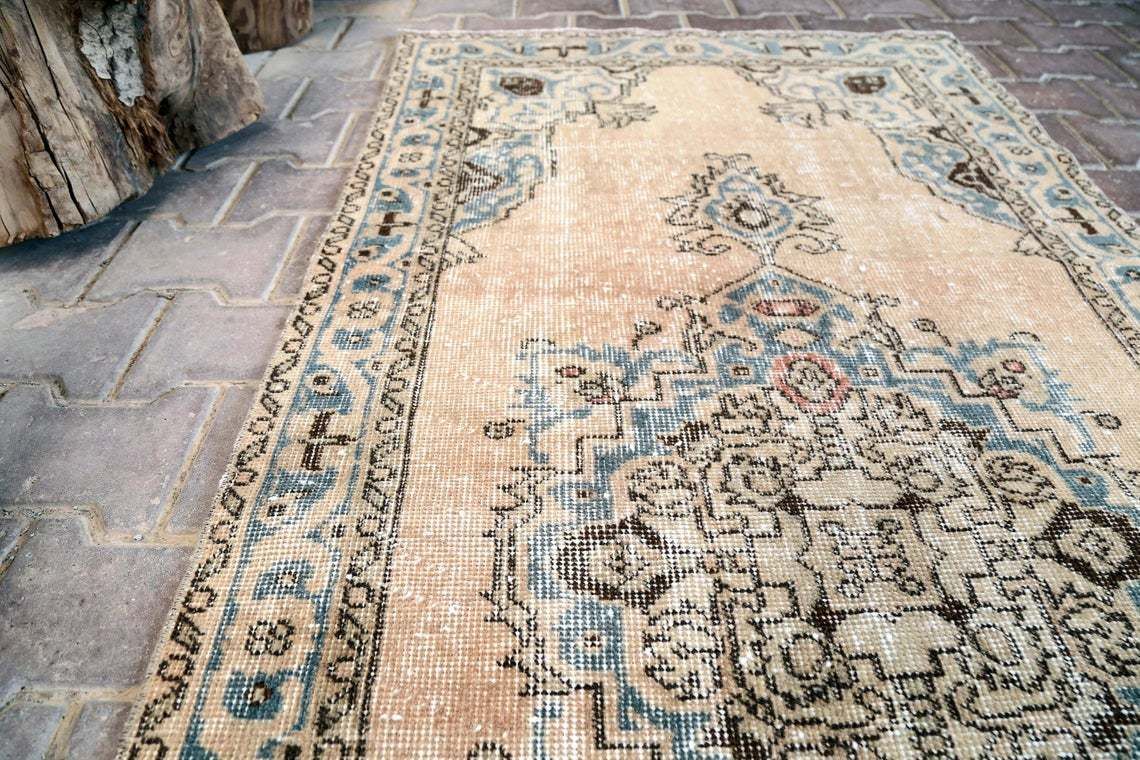 Turkish Runner Rug, Handwoven Rug,Small Size Runner Rug, Anatolian Rug, Design Floor Rugs, Bohemian Rug, Oushak Rug, Old Rug, Fadet Rug photo furniture