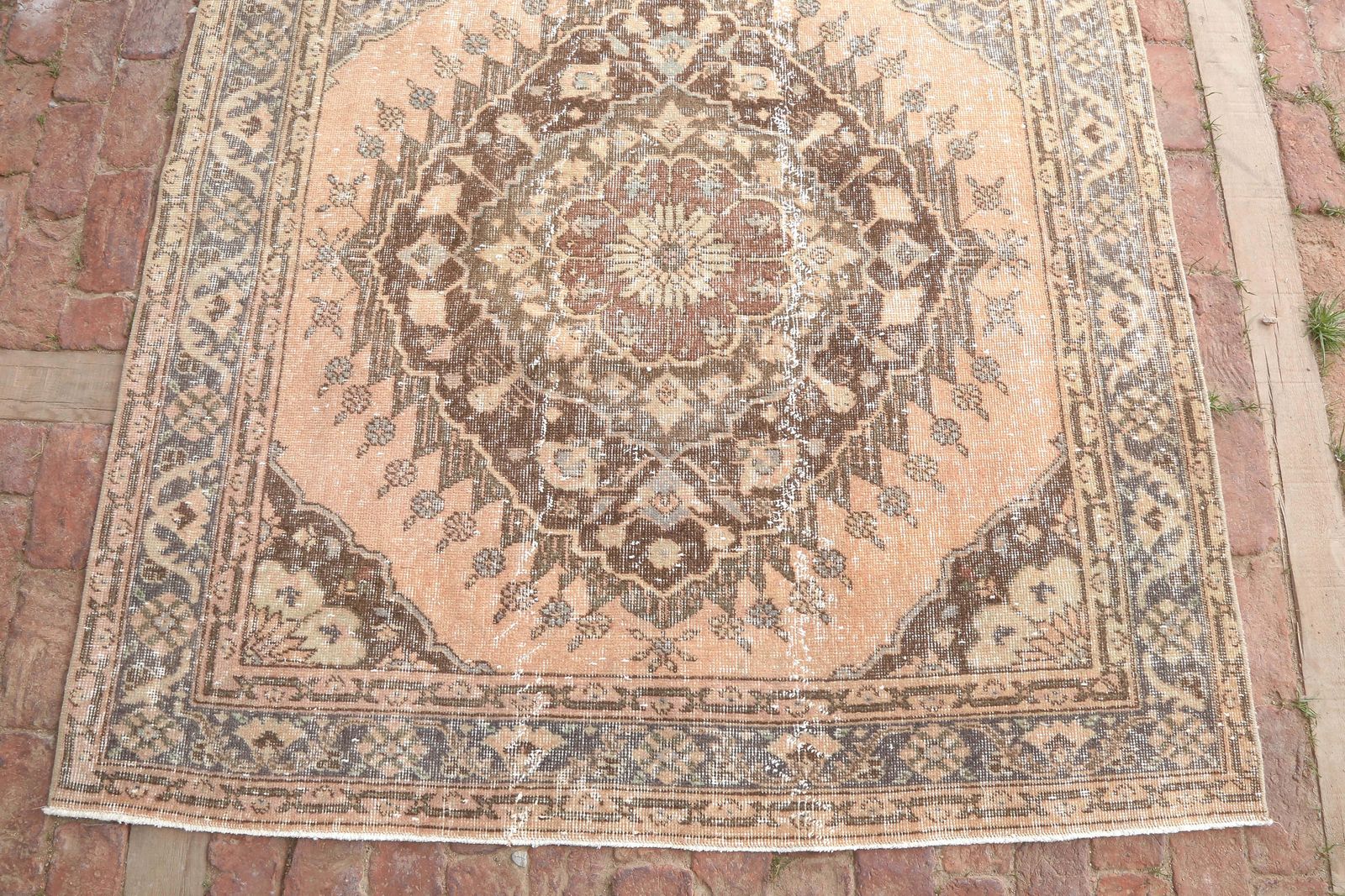 Turkish Runner Rug, Vintage Runner Rug, Bohemian Runner Rug, Oushak Runner Rug,Anatolian Runner Rug,Hallway Rug,Handmade Runner Rug photo furniture
