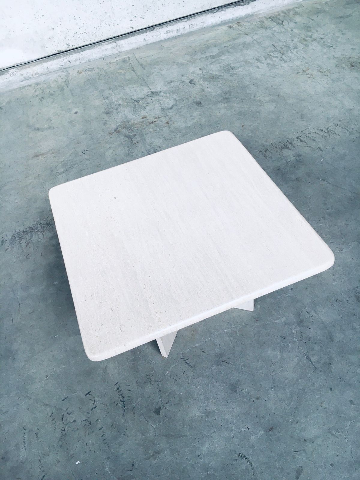 Postmodern Design Granieten Vierkante Bijzettafel Italië Jaren 1970 photo Meubels