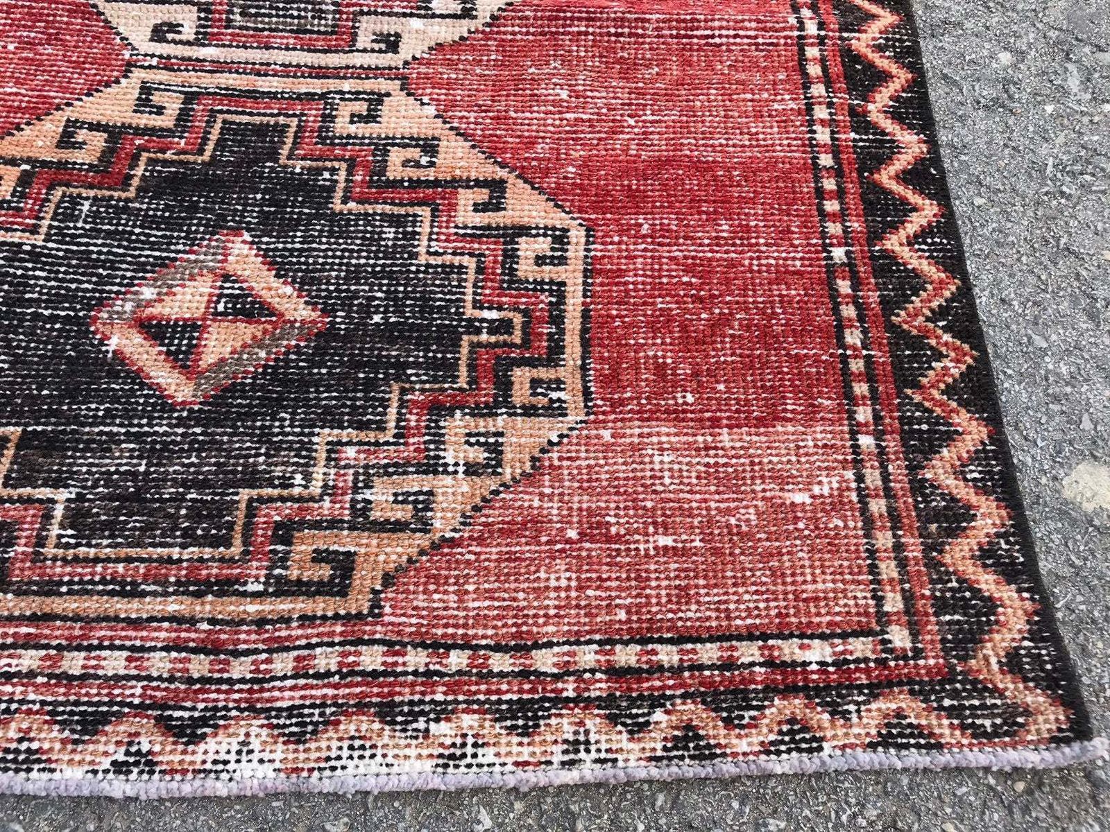 photo furniture Runner Rug,Red Runner,Oushak Runner,Wool Rug,Home Decor,Anatolian Runner,Turkish Rug,Bohemian Rug,Area Rug,Carpet Rug,Turkish Runner Rug,