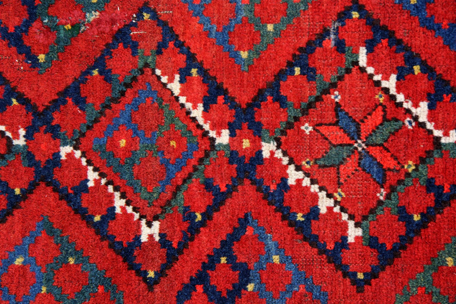 Antique Wool Turkman Rug, Handwoven Red Oriental Rug  160x190cm photo for sale